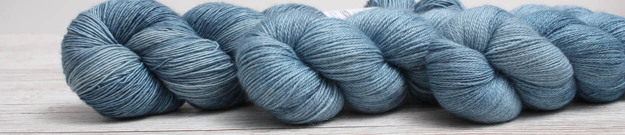  First-class and exclusive hand-dyed Alpaca...