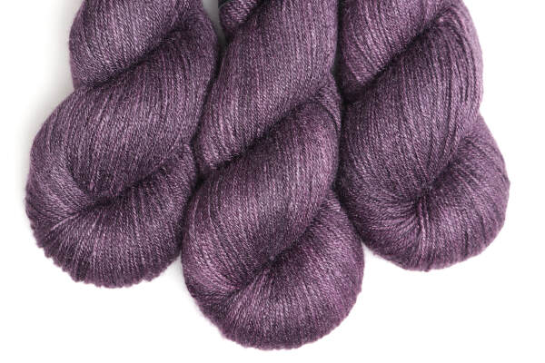 Tussah Seide | Black Aubergine